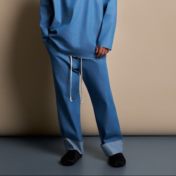 PANTALONI DENIM CU TIV SUPRADIMENSIONAT