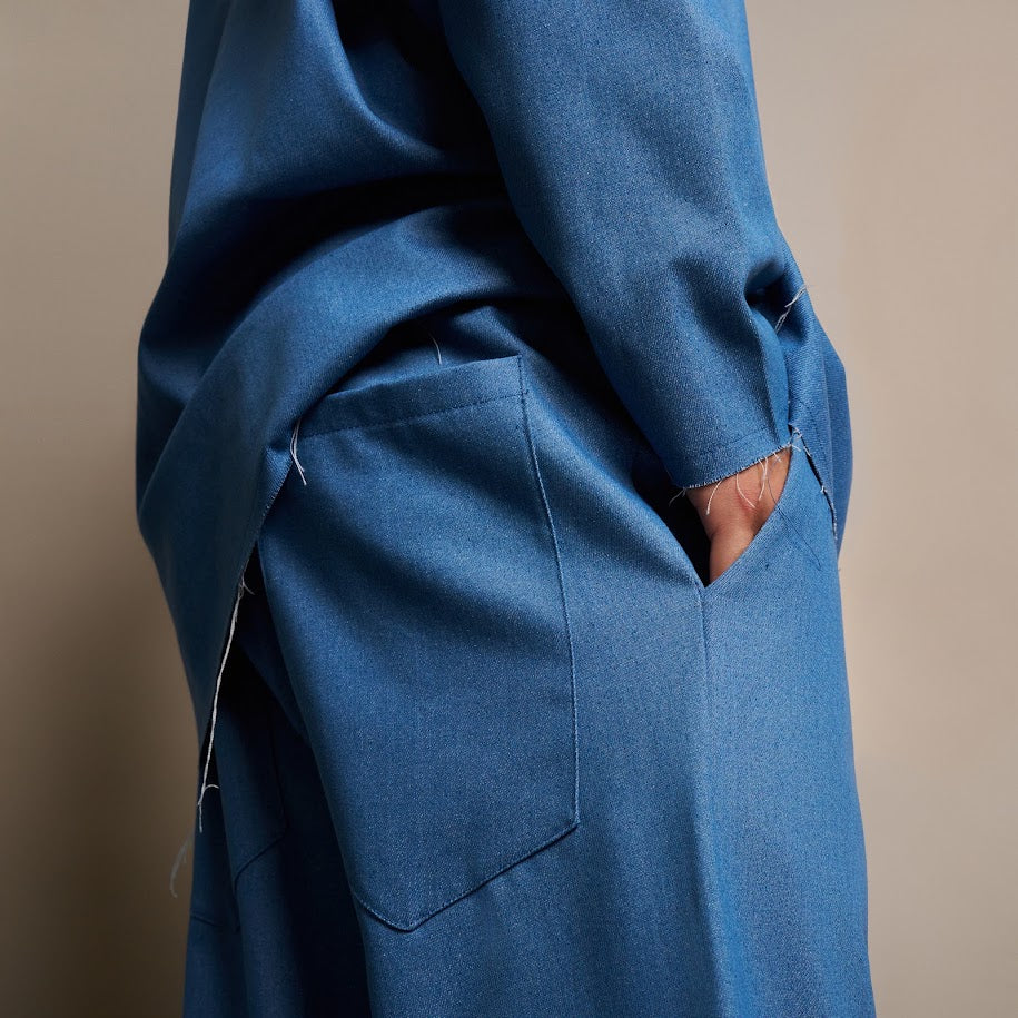 PANTALONI DENIM CU TIV SUPRADIMENSIONAT