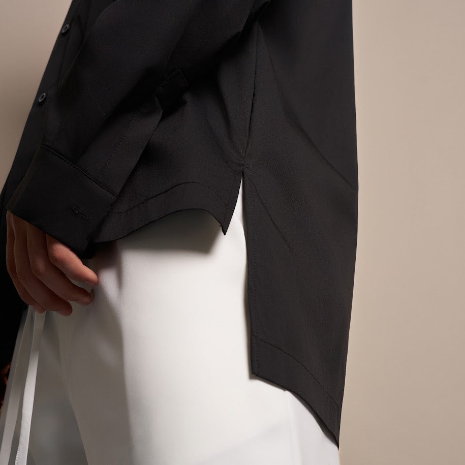 CAMASA NEAGRA CU DESIGN MINIMALIST